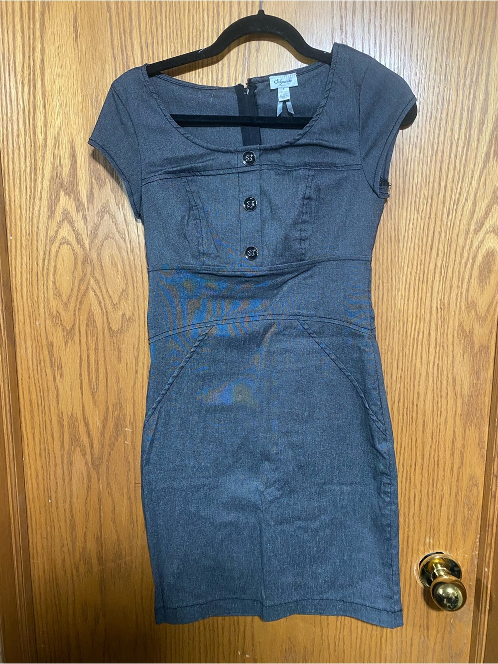 Chic Fitted Dark Gray Denim Dress with Button Front size 7